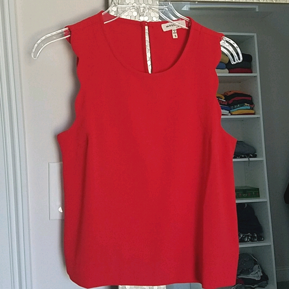 Red Shell Top
